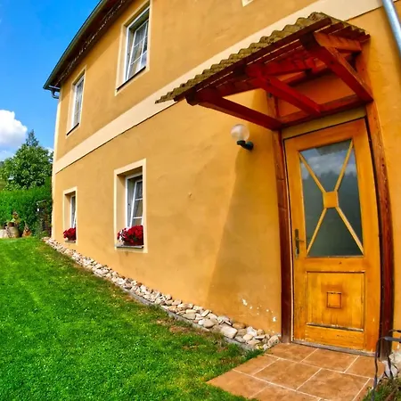 Chalupa Jenin Dolni Dvoriste Exterior photo