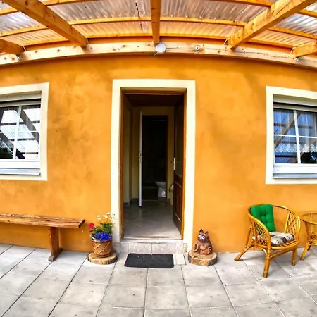 Chalupa Jenin Dolni Dvoriste Exterior photo
